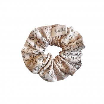 Petit chouchou patch fleuri .